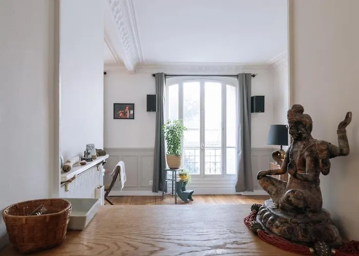 Luminous Parisian-style 1bd Apartmentbelleville 아파트 파리