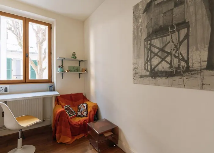 Luminous Parisian-style 1bd Apartmentbelleville 파리