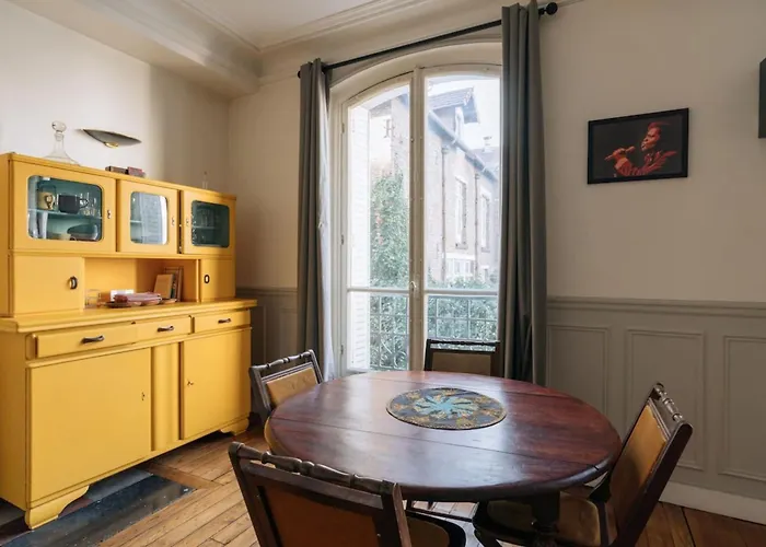 Luminous Parisian-style 1bd Apartmentbelleville 파리